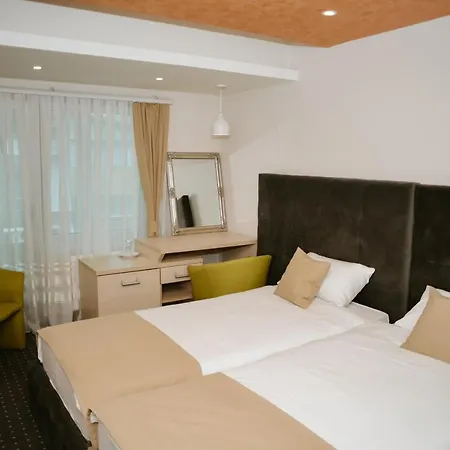 Europa 3* Buzim