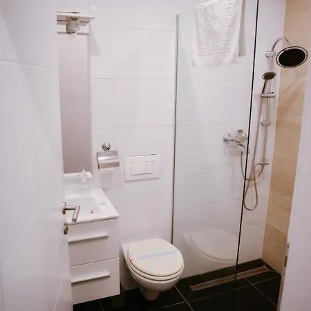 Europa Hotel Buzim