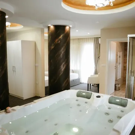 Europa Hotel 3*