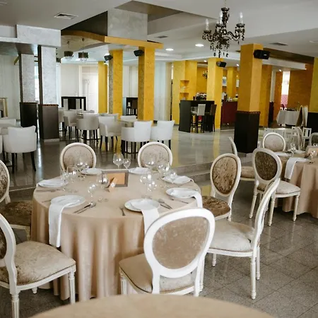 Hotel Europa Buzim